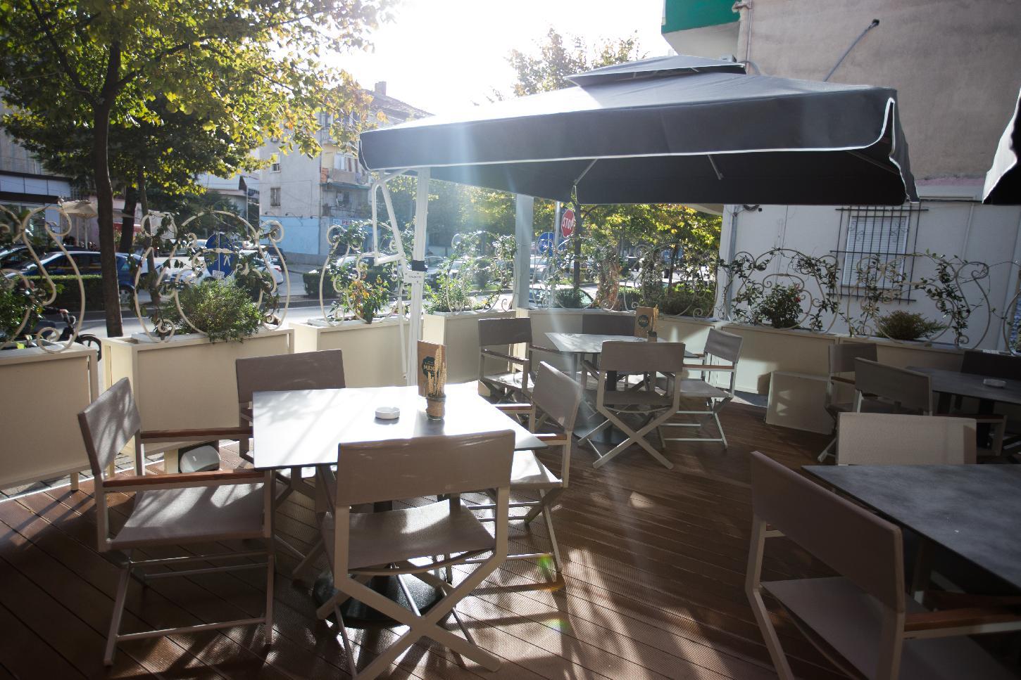 Classic Hotel Tirana Extérieur photo