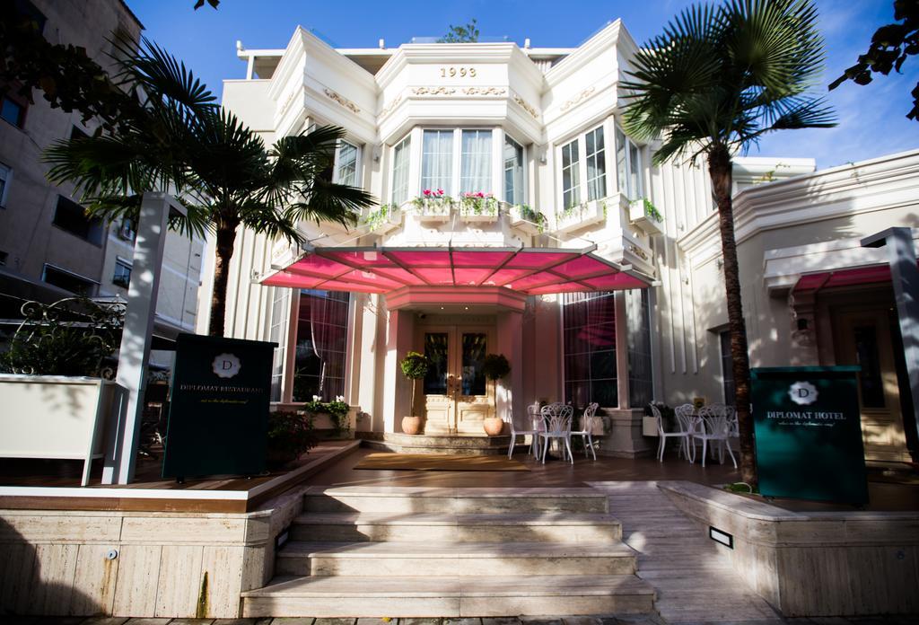 Classic Hotel Tirana Extérieur photo