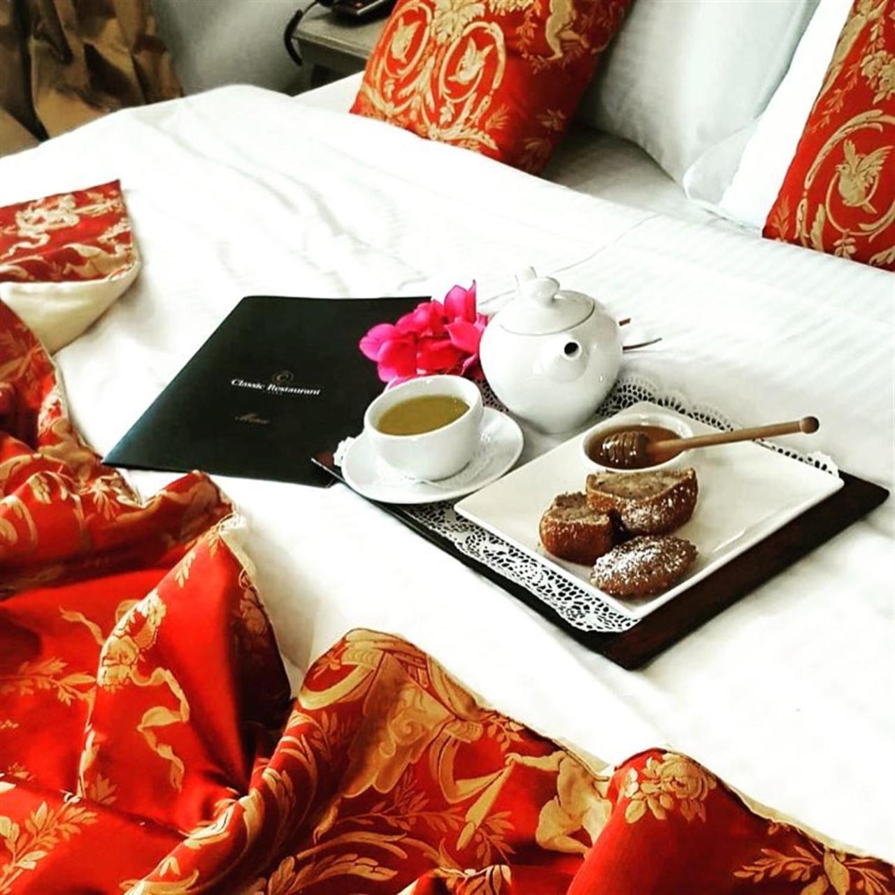 Classic Hotel Tirana Extérieur photo