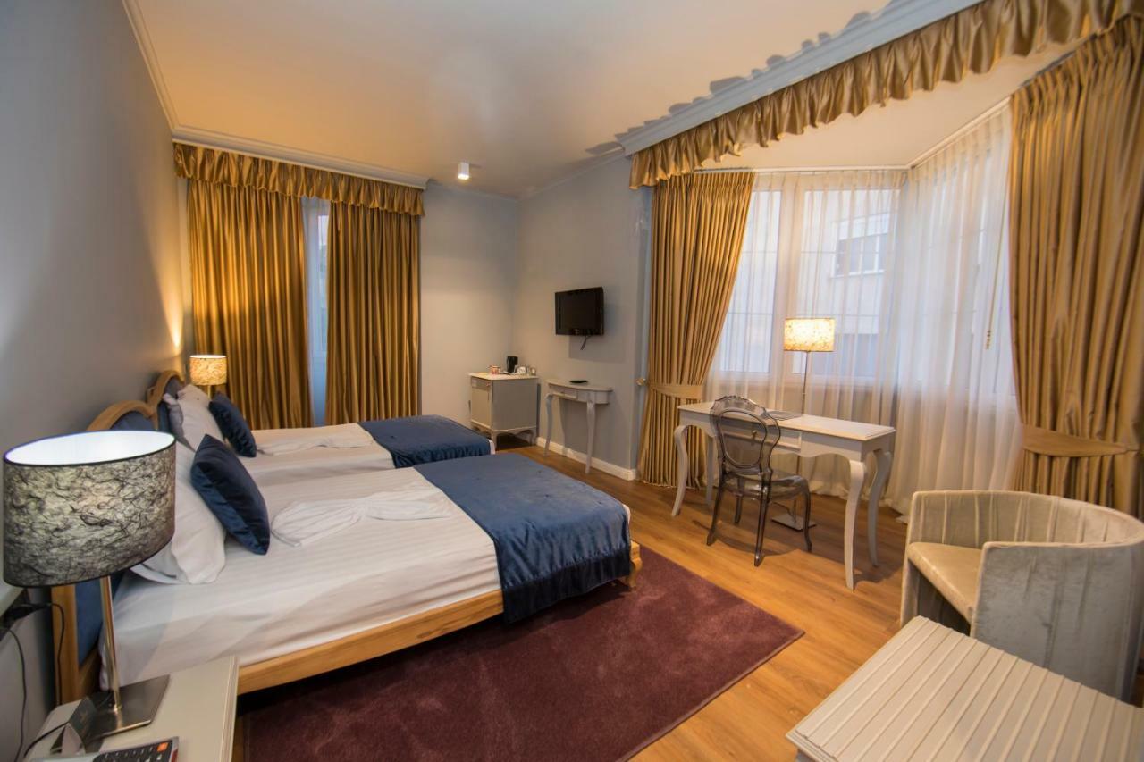 Classic Hotel Tirana Extérieur photo